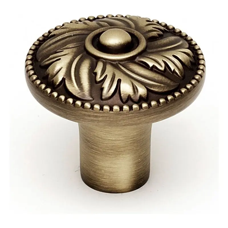 Hickory KnobAntique English Matte / Small